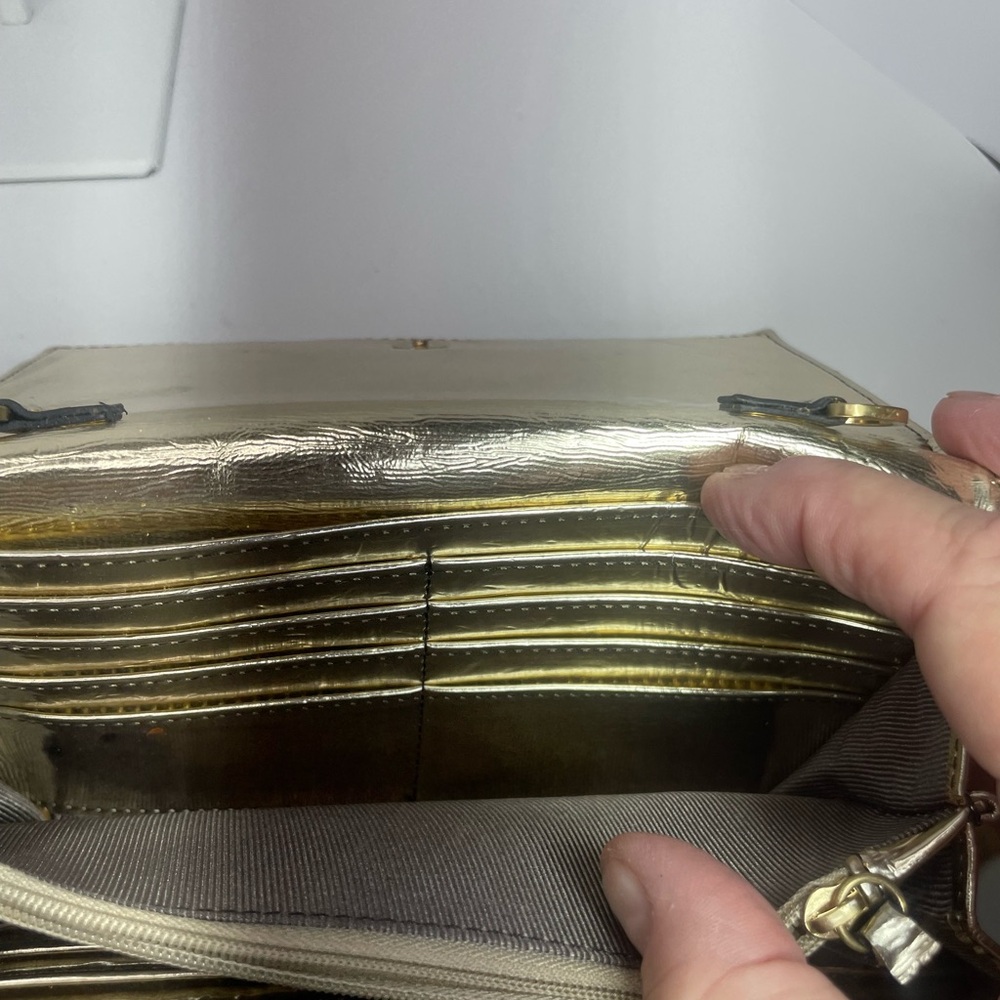 Zac Posen New York Shirley bow mini Gold Leather Crossbody or Clutch bag - Picture 12 of 16